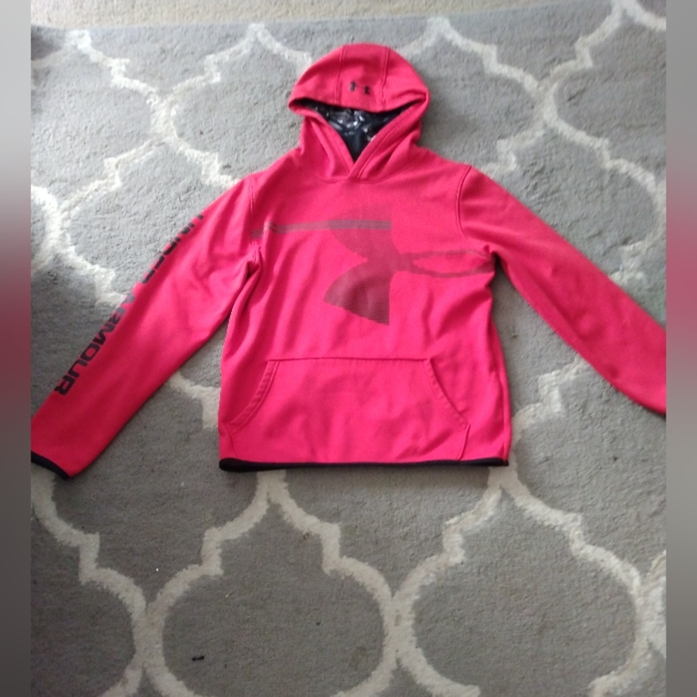 Boys Under Armour hoodie. YXL